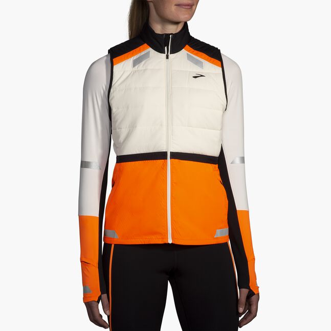 Brooks Women's Run Visible Insulated Vest 2.0 Apparel Brooks