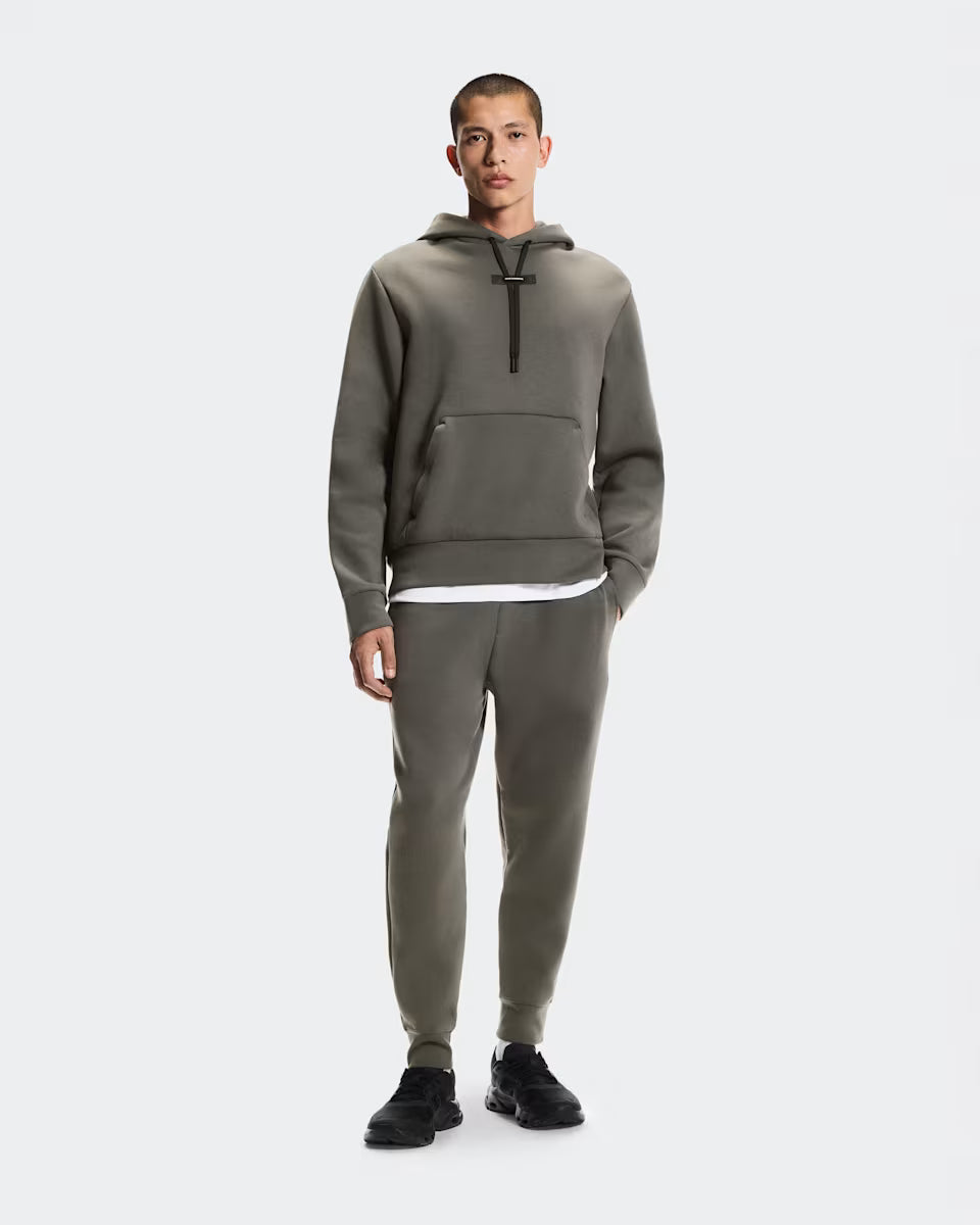 ON Men's Focus Tech Sweatpants