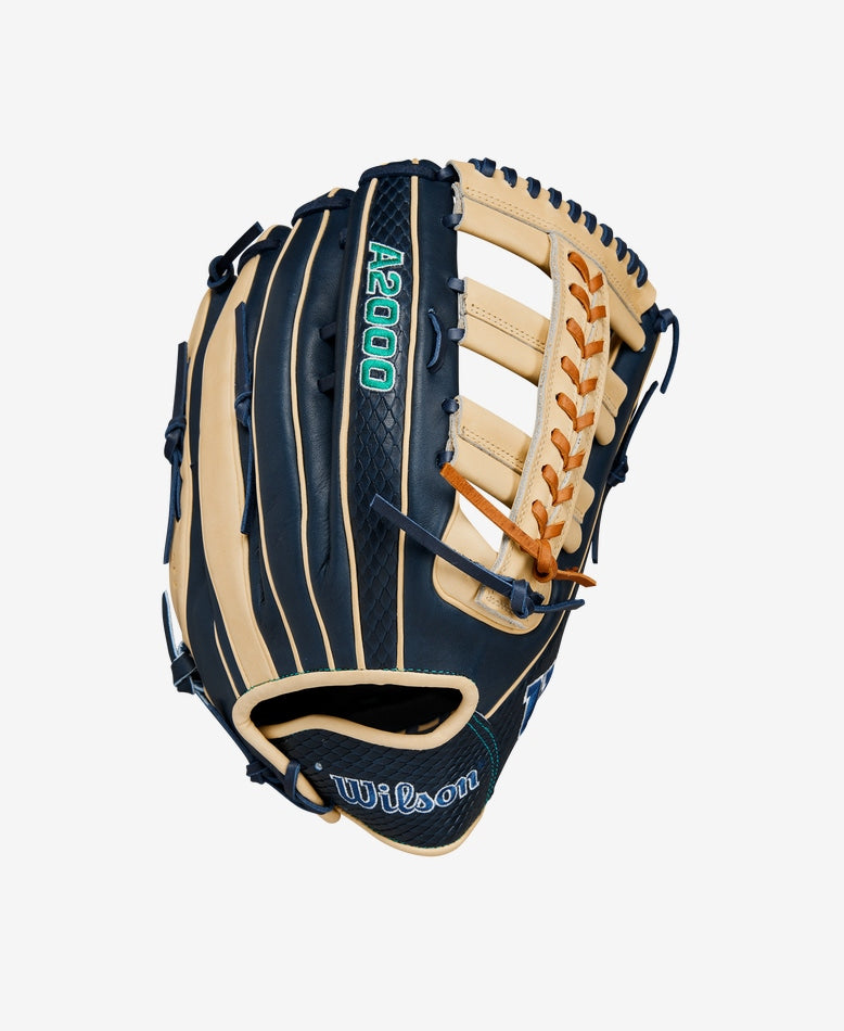 Wilson 2024 A2000 JR44 12.75" Baseball Glove Equipment Wilson 12.75 Right Hand Throw