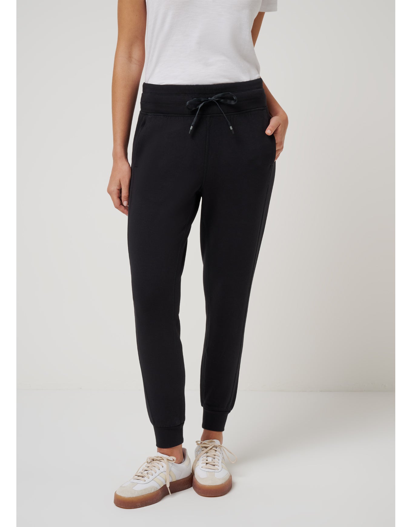 TravisMathew Women's Skyloft Soft Tie Jogger Apparel TravisMathew Black XSmall
