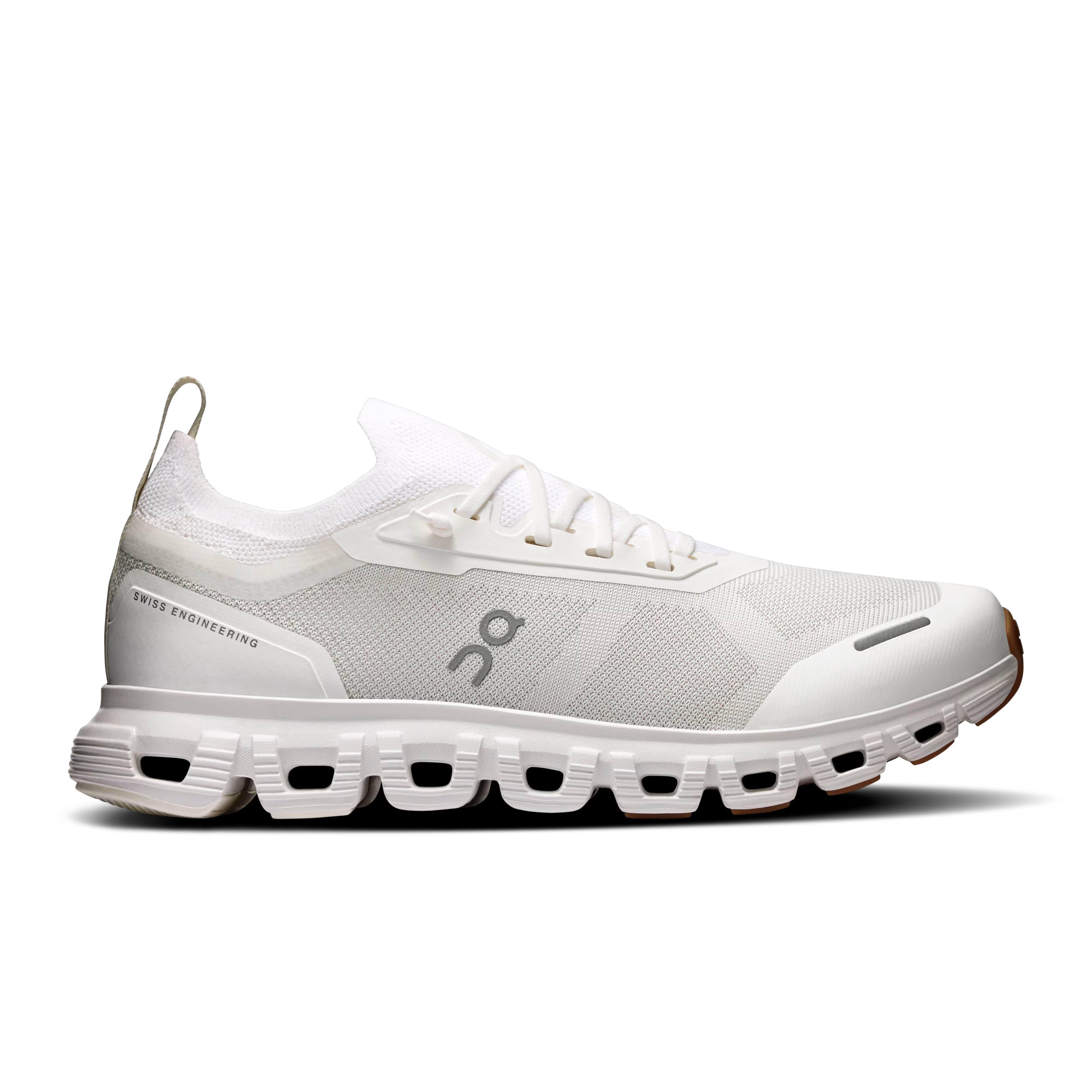 ON Women's Cloud 6 Versa Footwear ON White/White 6 Medium