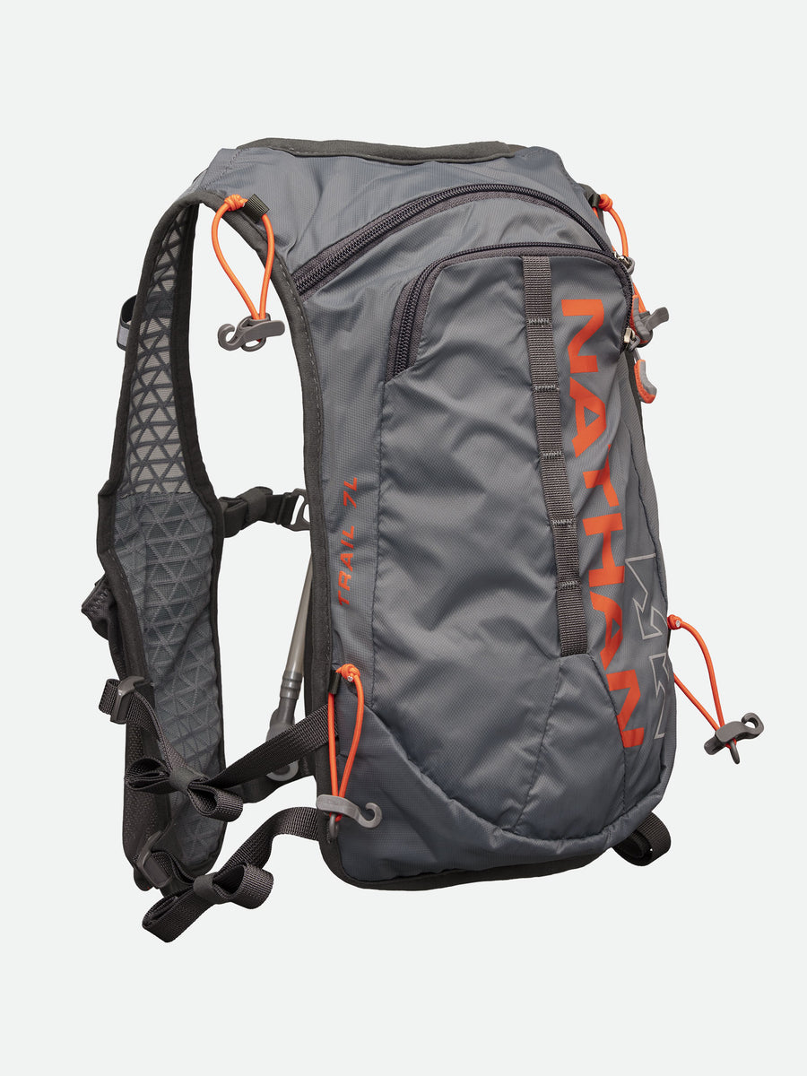Nathan TrailMix 7 Liter Race Pack Accessories United Sports Brands Charcoal/Steel Grey/Cherry Tomato  